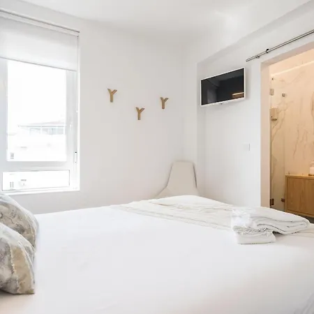 Lisbon Airport Suites Apartamento *
